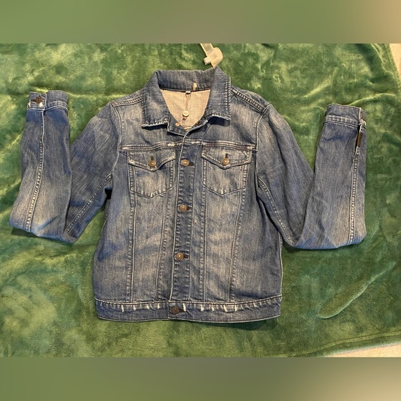 7 For All Mankind Denim Jean Jacket NWOT Size L Snap Closure - Picture 8 of 14